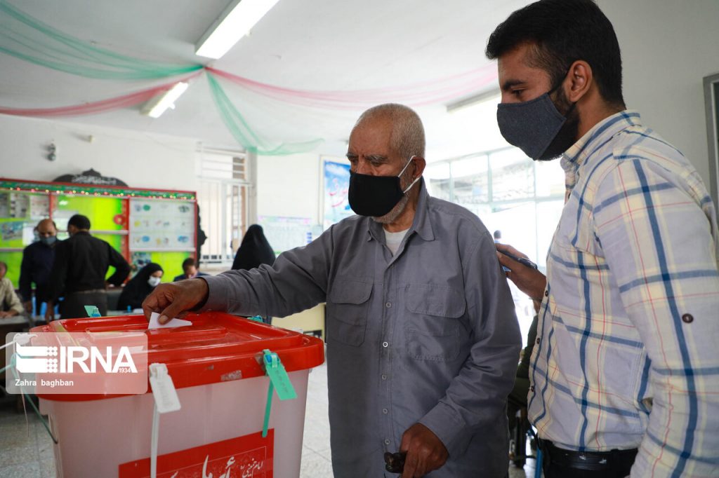 نامزدهای انتخاباتی با پرهیز از شعار مشارکت حداکثری را تقویت کنند 