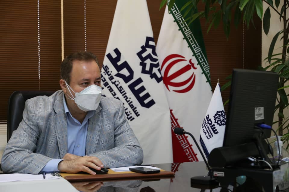  مدیر کل بهزیستی مازندران با حضور در مرکز سامد؛ تلفنی با مردم گفتگو کرد 