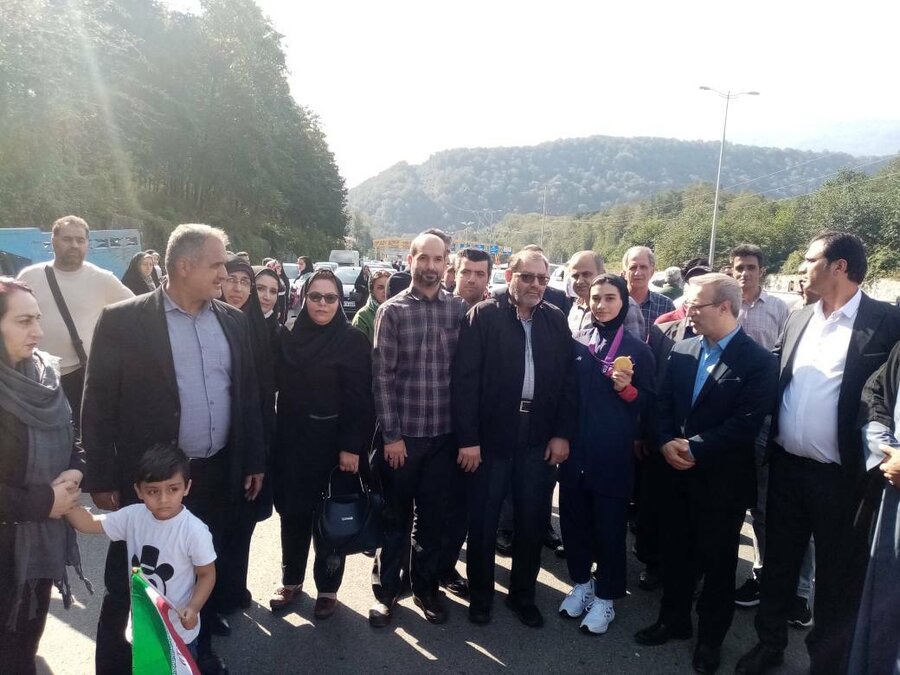 مراسم استقبال با شکوه از رزا ابراهیمی قهرمان پاراتکواندو آسیا در چالوس