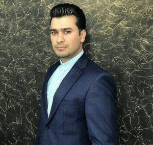 اساس و بنیان جمهوری اسلامی ایران احکام خداوند و کتاب قانون اساسی مان قرآن کریم است