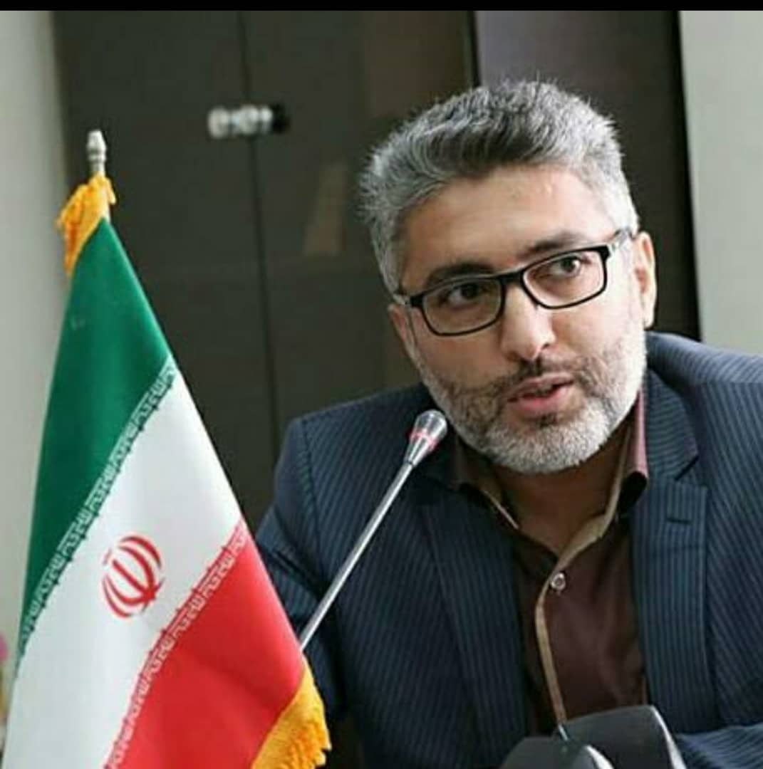 نخبگان، حلقه اتصال جامعه حکمرانی با مردم هستند.