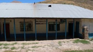 دبستان سردار جنگل روستای نارنه مقاوم‌سازی می‌شود