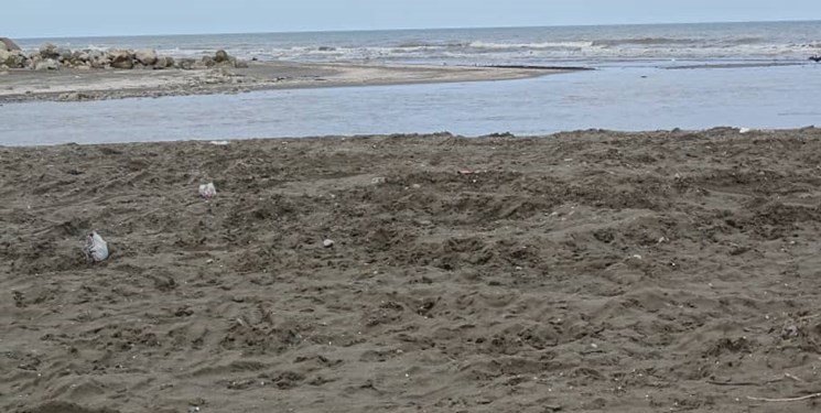 روایتی جدید از ماسه‌خواری در سواحل نشتارود