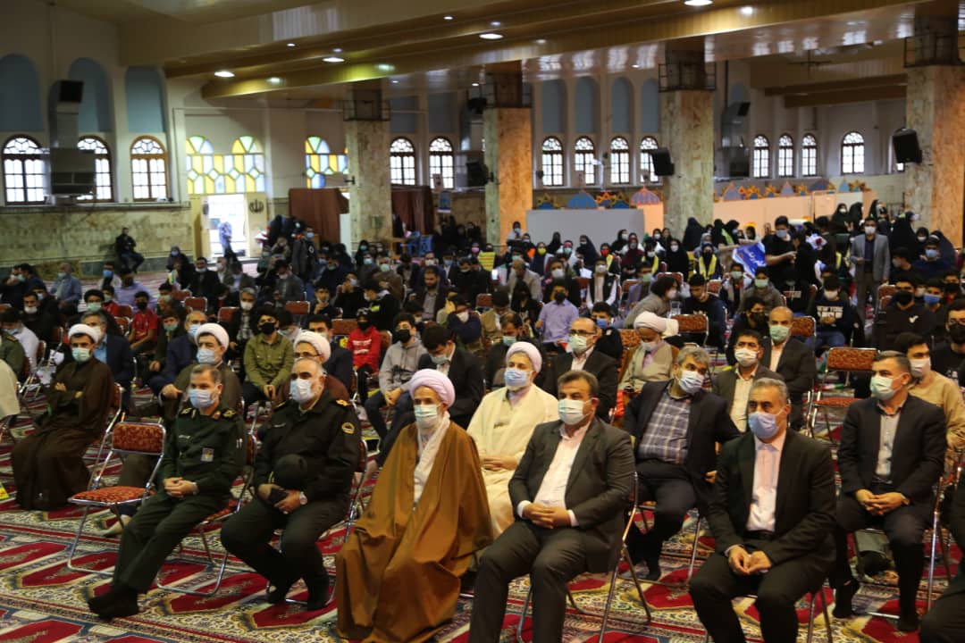 حضور مدیرکل بهزیستی مازندران در مراسم ۱۳ آبان ماه