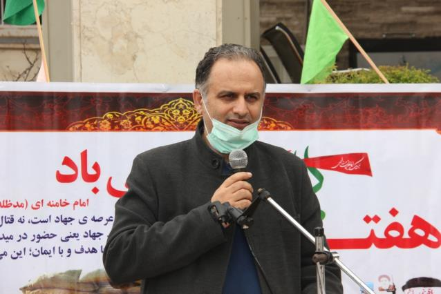 نشست بصیرتی هفته بسیج با حضور جمعی از کارکنان بسیجی پایگاه شهید باکری شهرداری هچیرود