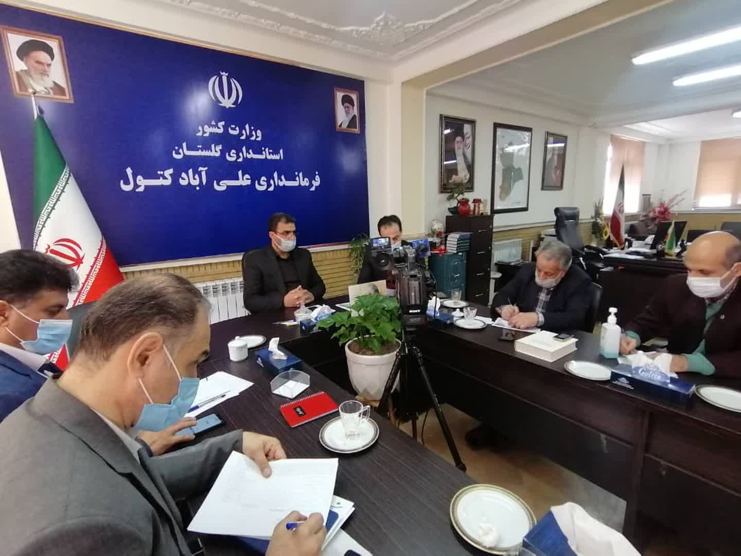 نشست خبری فرماندار و جمعی از روسای ادارات با اصحاب رسانه شهرستان همزمان با ایام الله دهه فجر