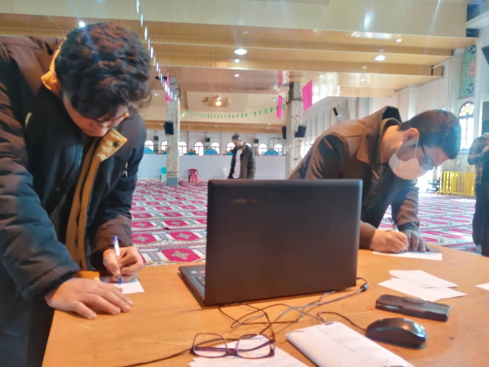 میز خدمت کتابخانه‌های عمومی در مصلی ساری