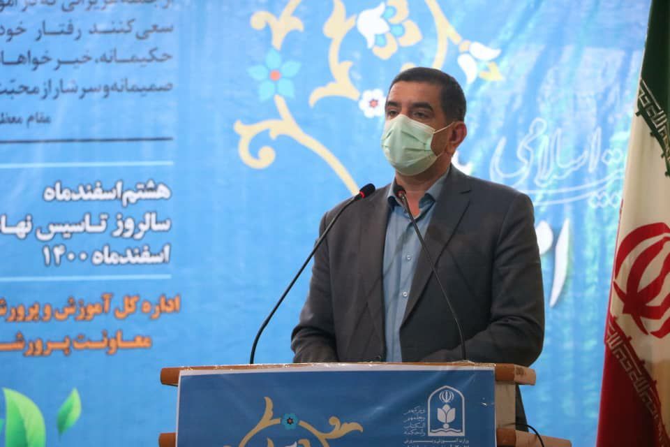 ۲۰۰۰ شهید فرهنگی و دانش‌آموز در راستای رسیدن به کمال مطلوب است.