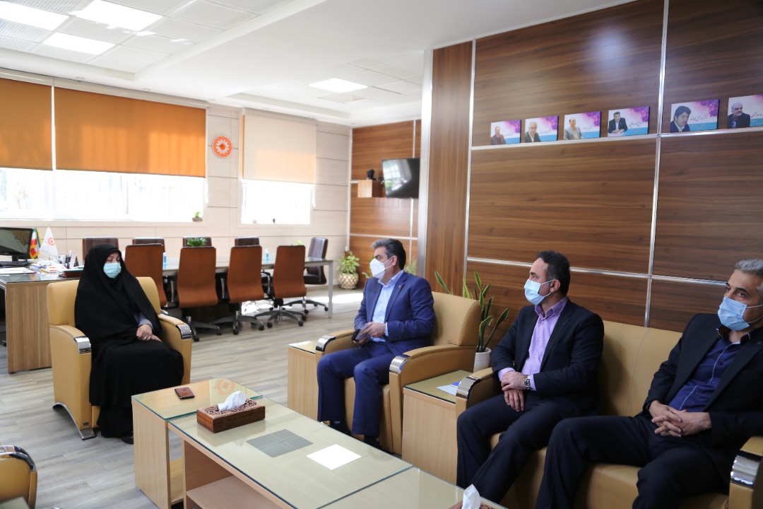 رئیس امور شعب بانک رفاه استان مازندران با سرپرست بهزیستی استان دیدار کرد