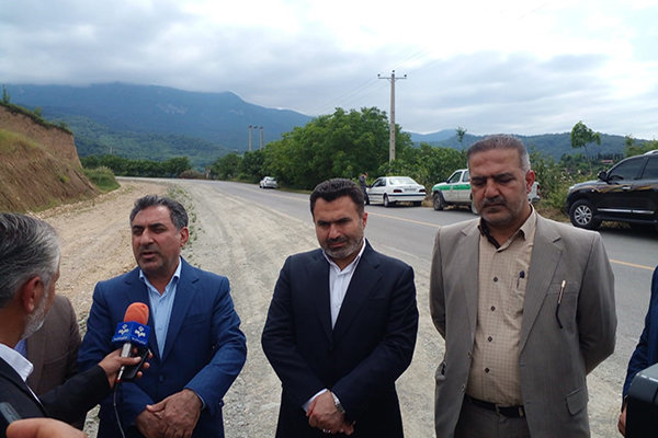 بازدید معاون وزیر راه و شهرسازی از پروژه های راهسازی شرق مازندران