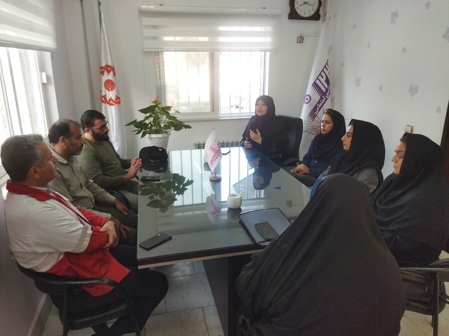 جلسه مشترک هماهنگی طرح توانمندسازی و تحول اجتماعی مناطق کم برخوردار بهزیستی و هلال احمر برگزار شد