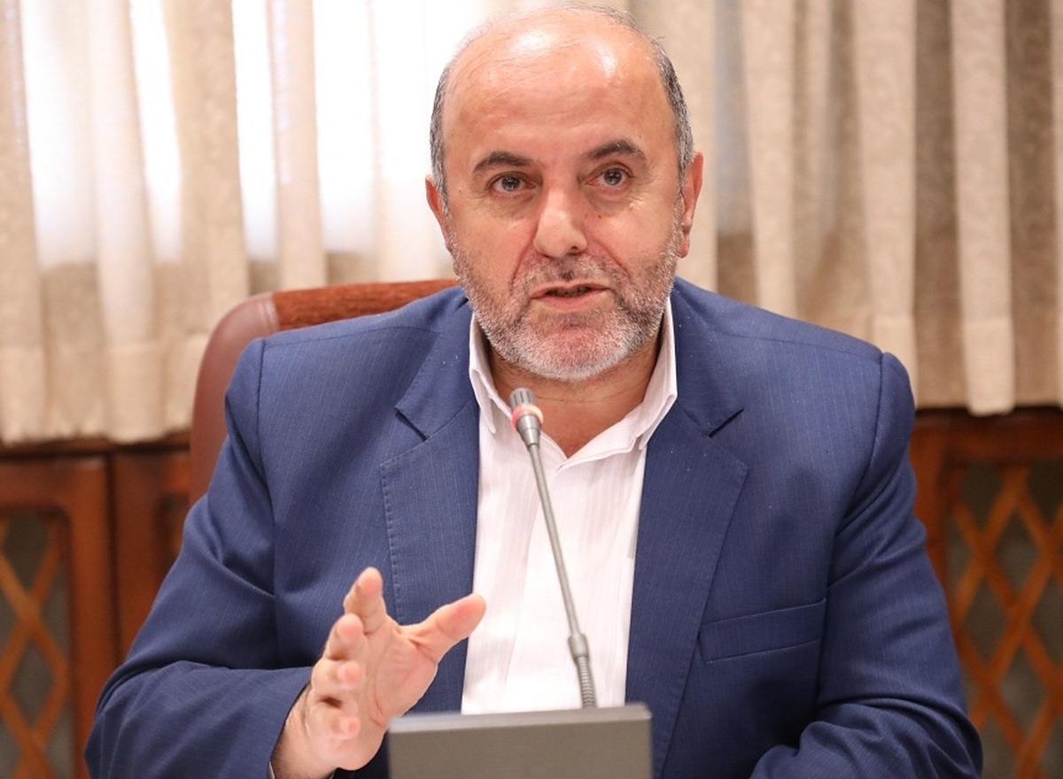 بانک‌ها در پرداخت تسهیلات سرمایه در گردش، اصناف را در اولویت قرار دهند