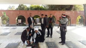 عطر افشانی گلزار شهداء شهرستان سورک به مناسبت گرامیداشت هفته بسیج