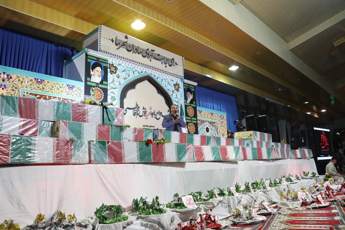 پیکر شهدای خوشنام بر دستان مردم شهر ساری تشییع شد