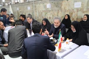 برپائی میز خدمت با حضور استاندار مازندران در مصلی ساری