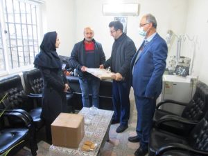 توزیع پنج پنل خورشیدی به دامداران عشایر عباس آباد