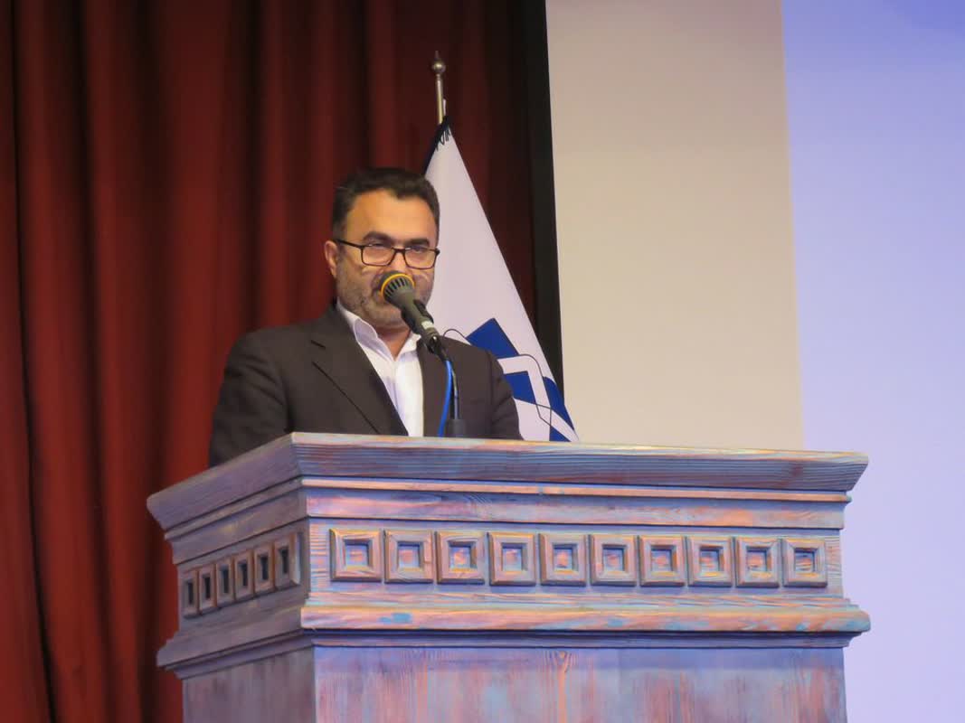 رضا علیخانی: شهرداران به سمت درآمدهای پایدار، مولد و اشتغال آفرین حرکت کنند