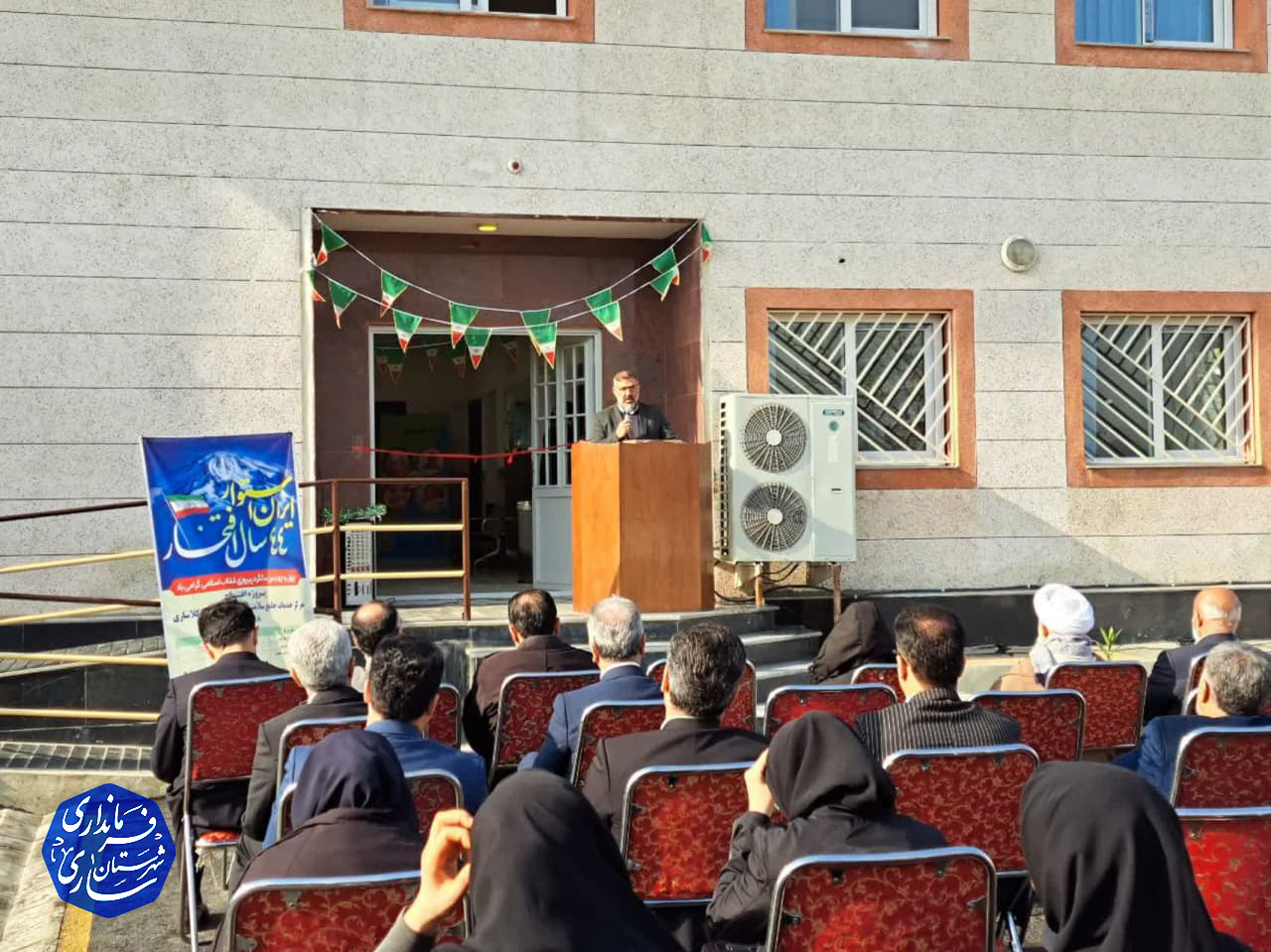 حضرت امام خمینی (ره)، یک چهره معنوی و بنیان‌گذار نهضت فکری، سیاسی و اجتماعی در ایران اسلامی است