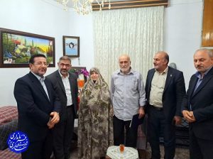 دیدار فرماندار ساری با خانواده معظم شهید سید محمود علمدار