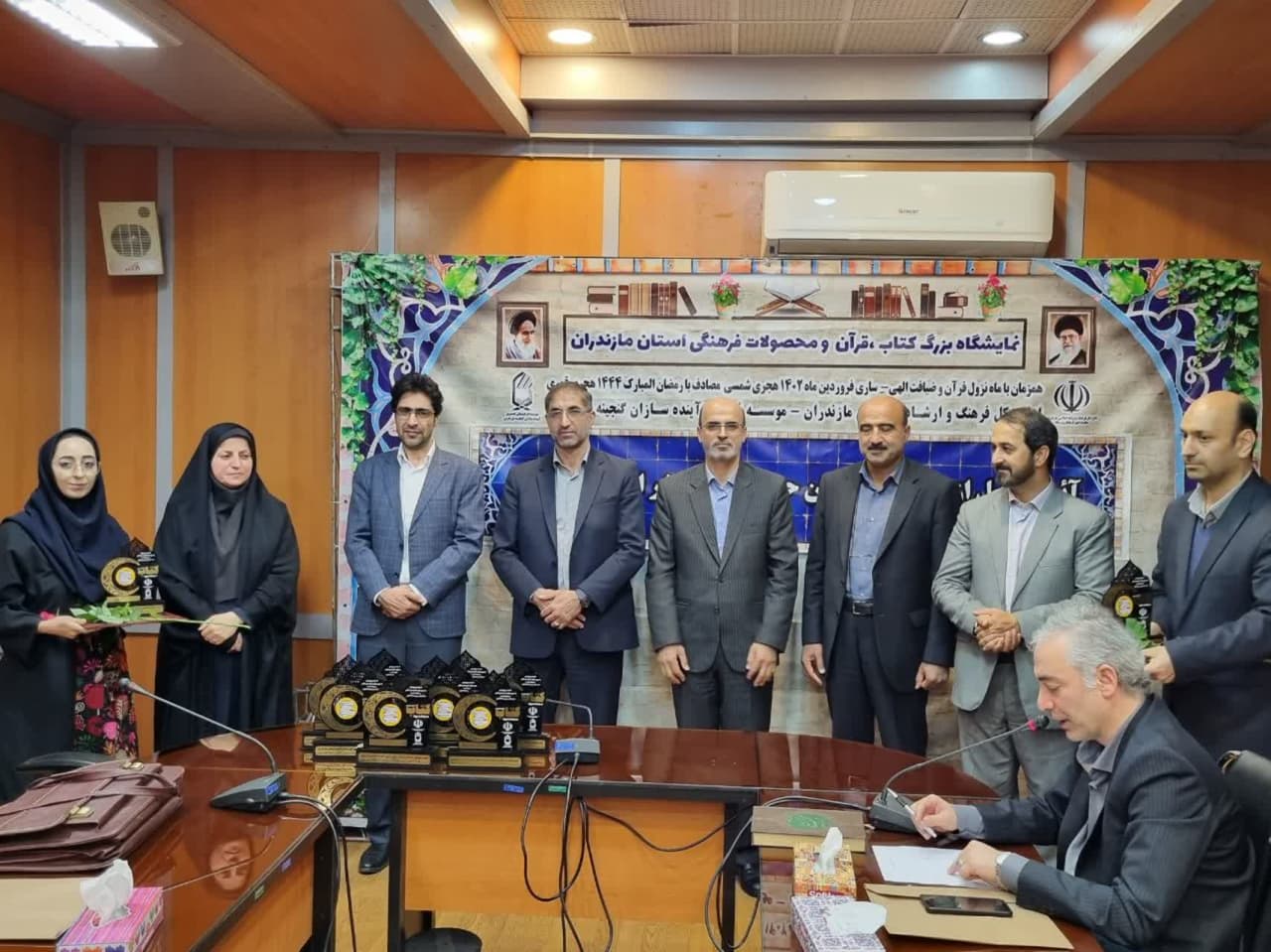 ایجاد اتحادیه ناشران را پیگیری می‌کنم