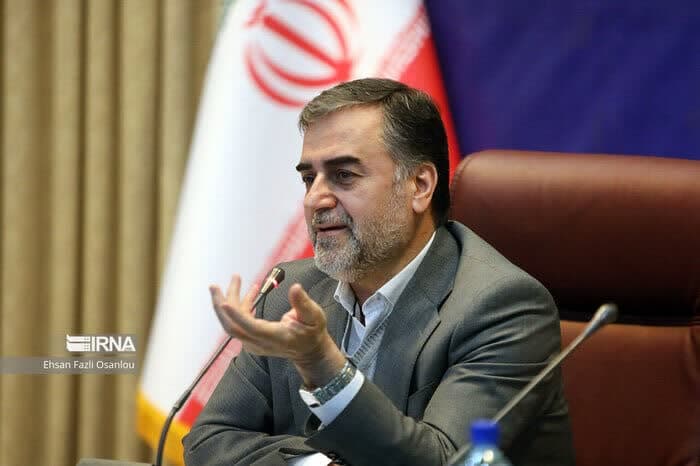 انتقاد شدید استاندار از انفعال برخی مسئولان/ مخاطب حسینی پور چه کسانی هستند؟