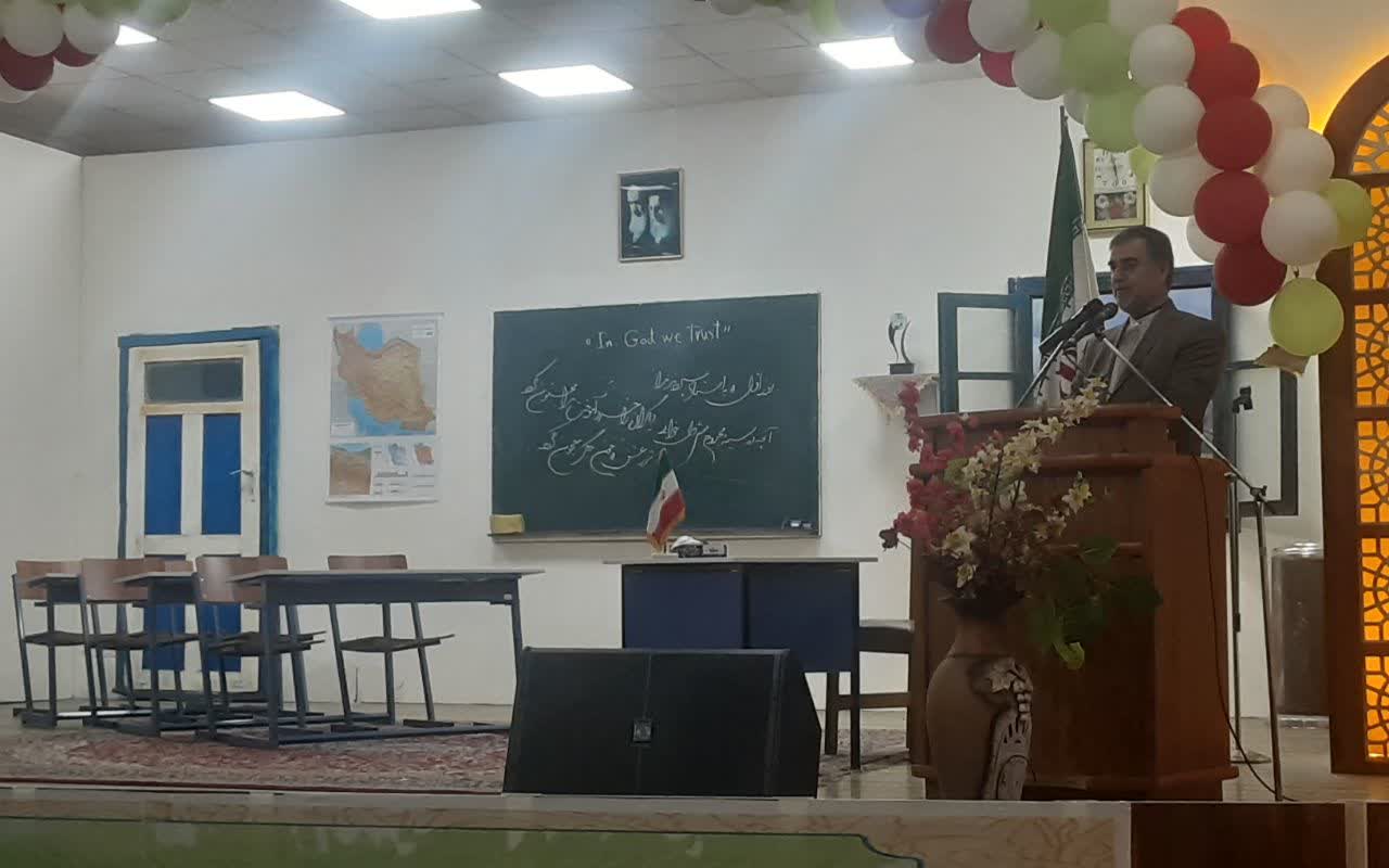 آموزش و پرورش پیشتاز تحول و توسعه در استان مازندران شود