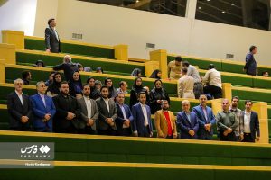 یک روز تابستان در بهارستان/ «دو دو» و «چهار چهار» نمایندگان!