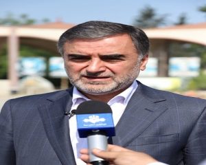 دیدار با مردم و شنیدن مشکلات آنها؛ یک ضرورت و وظیفه اساسی است