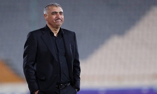 ساکت الهامی در حوالی نیمکت نساجی مازندران؛ خیلی دور، خیلی نزدیک