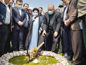 مخالف های سیاسی برای احداث صنعتی سبز در استانی سبز / ایجاد حداقل ۵ هزار اشتغال در مازندران با احداث پتروشیمی