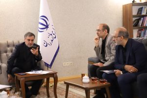 مدیری از جنس مردم