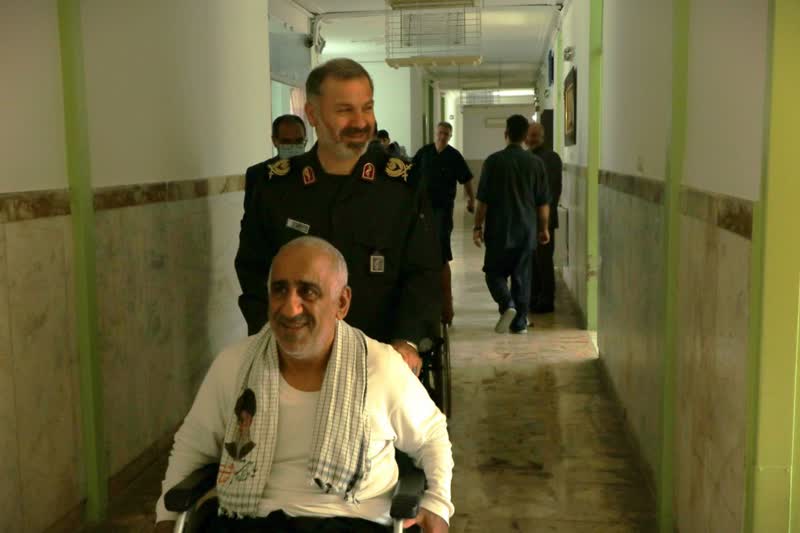 حضور سردار مسلمی فرمانده سپاه کربلا مازندران در مرکز توانبخشی امام علی علیه السلام