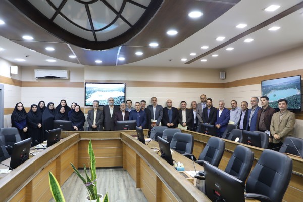 مراسم تجلیل از کارمندان نمونه شرکت آب منطقه‌ای مازندران