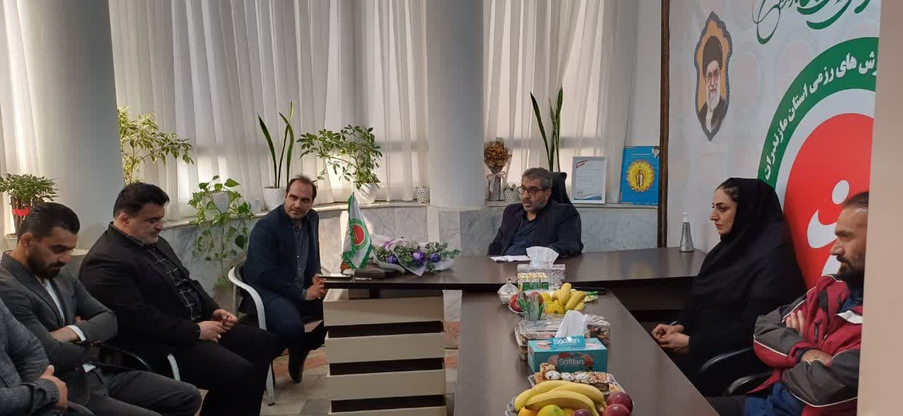 نشست صمیمی دکتر علی رجبی مدیرکل ورزش و جوانان با مسئولان هیات انجمن های ورزش های رزمی مازندران