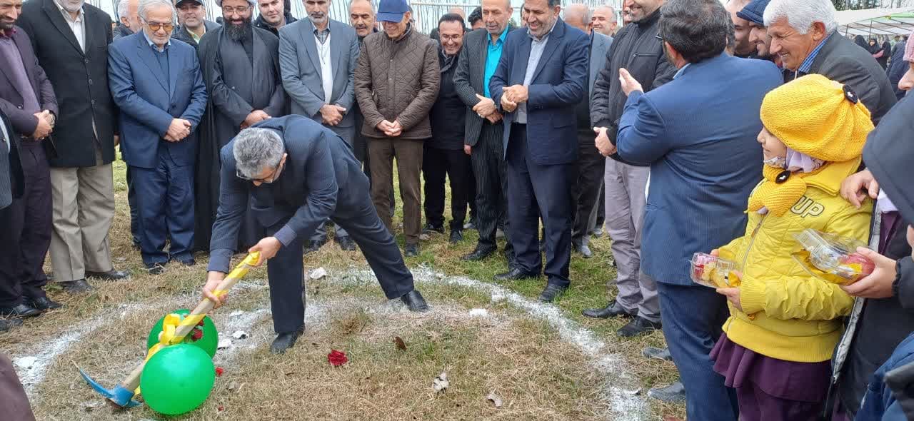 آیین کلنگ زنی سالن ورزشی اسفندان در ساری برگزار شد