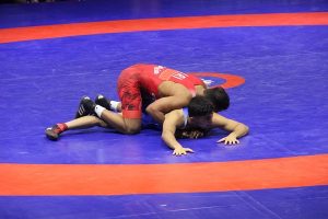 فینالیست های ۳ وزن نخست کشتی مشخص شدند