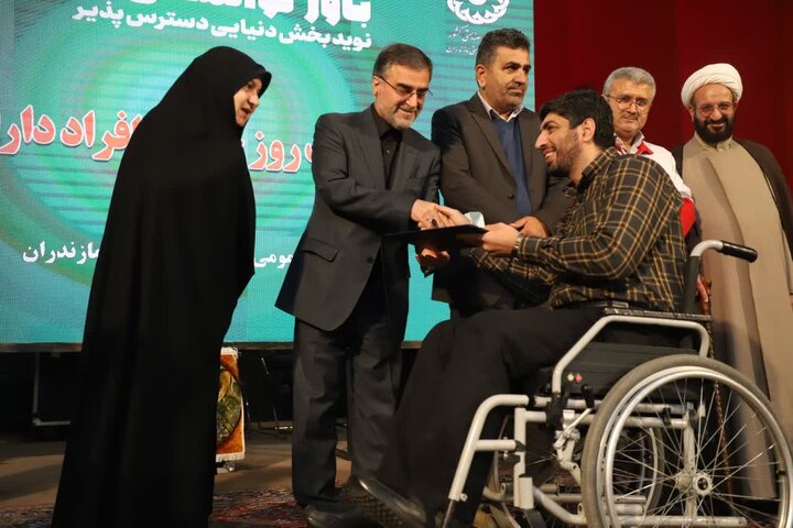 اهدای جهیزیه به ۱۲ زوج معلول مازندرانی/ مسکن و اشتغال معلولان دو اولویت دولت سیزدهم / اشتغالزایی برای ۹۸۰ نفر طی ۸ ماه