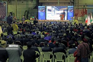 معبری پر افتخار که راه بازگشت ندارد/ عبور از مصایب محتکران کاغذ در دولت سیزدهم/ کاغذ داخلی در سبد کالایی فعالان نشر و چاپ