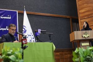 حسینی پور؛ حکمرانی گفتمان ساز و دور اندیش