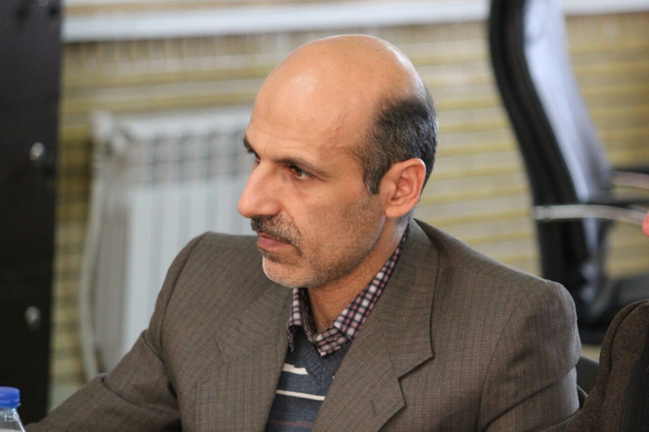 آشنایی با روزنامه نگار و طنز نویس گلستانی