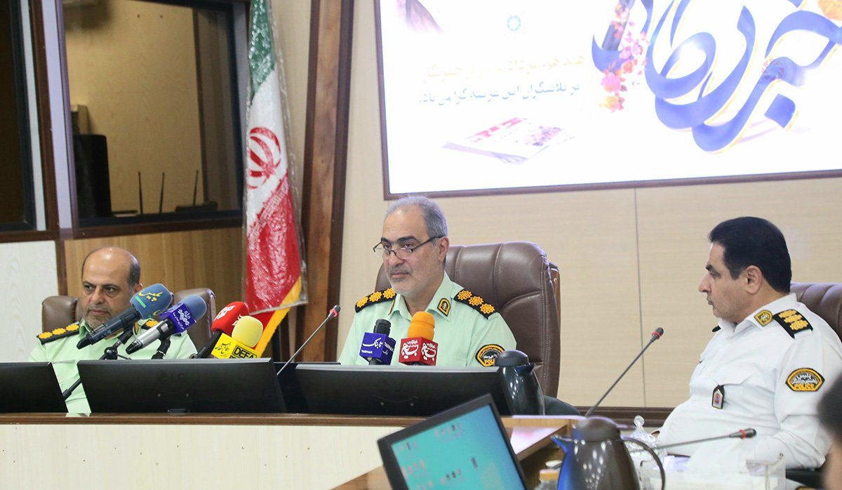 خبرنگاران؛ هم‌پیمانان پلیس در سنگر آگاهی