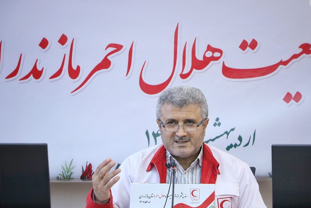 نجات ۱۳ خودرو و ۳۹ مسافر گرفتار در سیلاب بندپی بابل