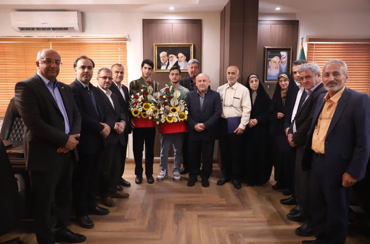 نخبگان، موتور توسعه پایدار استان