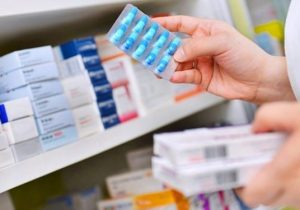 بحران دسترسی به دارو؛ داروهای نجات، در دسترس نیست!