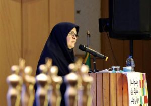 البرز، یکی از سه قطب اصلی صنعتی کشور است