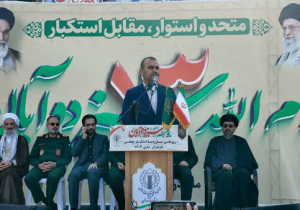 نسل جوان ایستاده در برابر سلطه‌طلبی دشمن