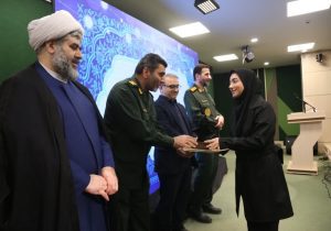 کسب «رتبه برتر» سردبیر پایگاه خبری در نمایشگاه «در لباس سربازی»