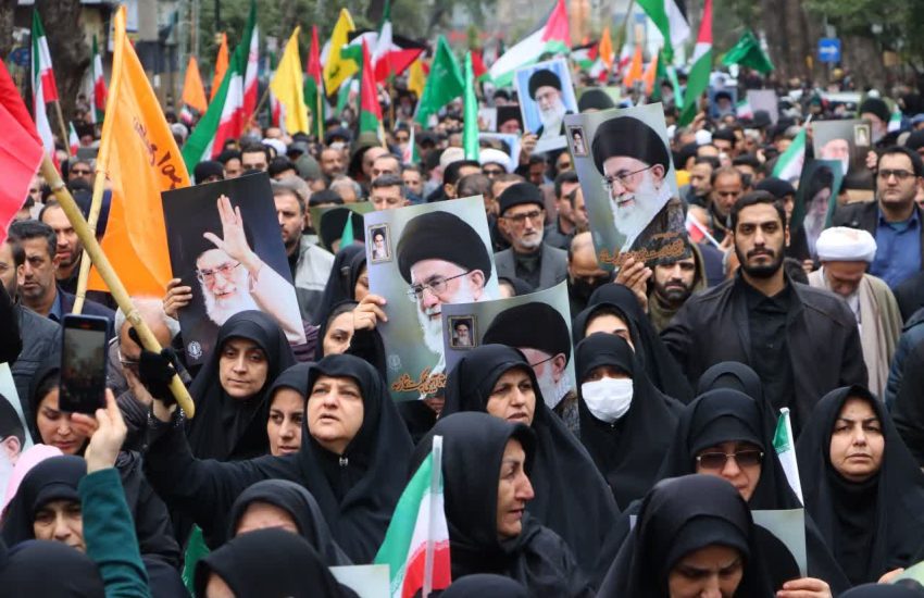 اجتماع مردم ساری در سوگ رهبر شهید خود، امام خامنه‌ای (ره) در مصلی امام خمینی (ره) و امامزاده یحیی (ع)
